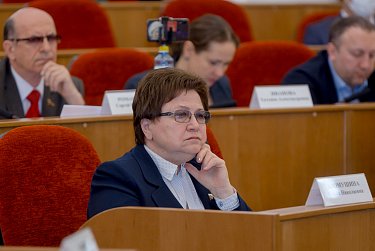 В повестке апрельского заседания 